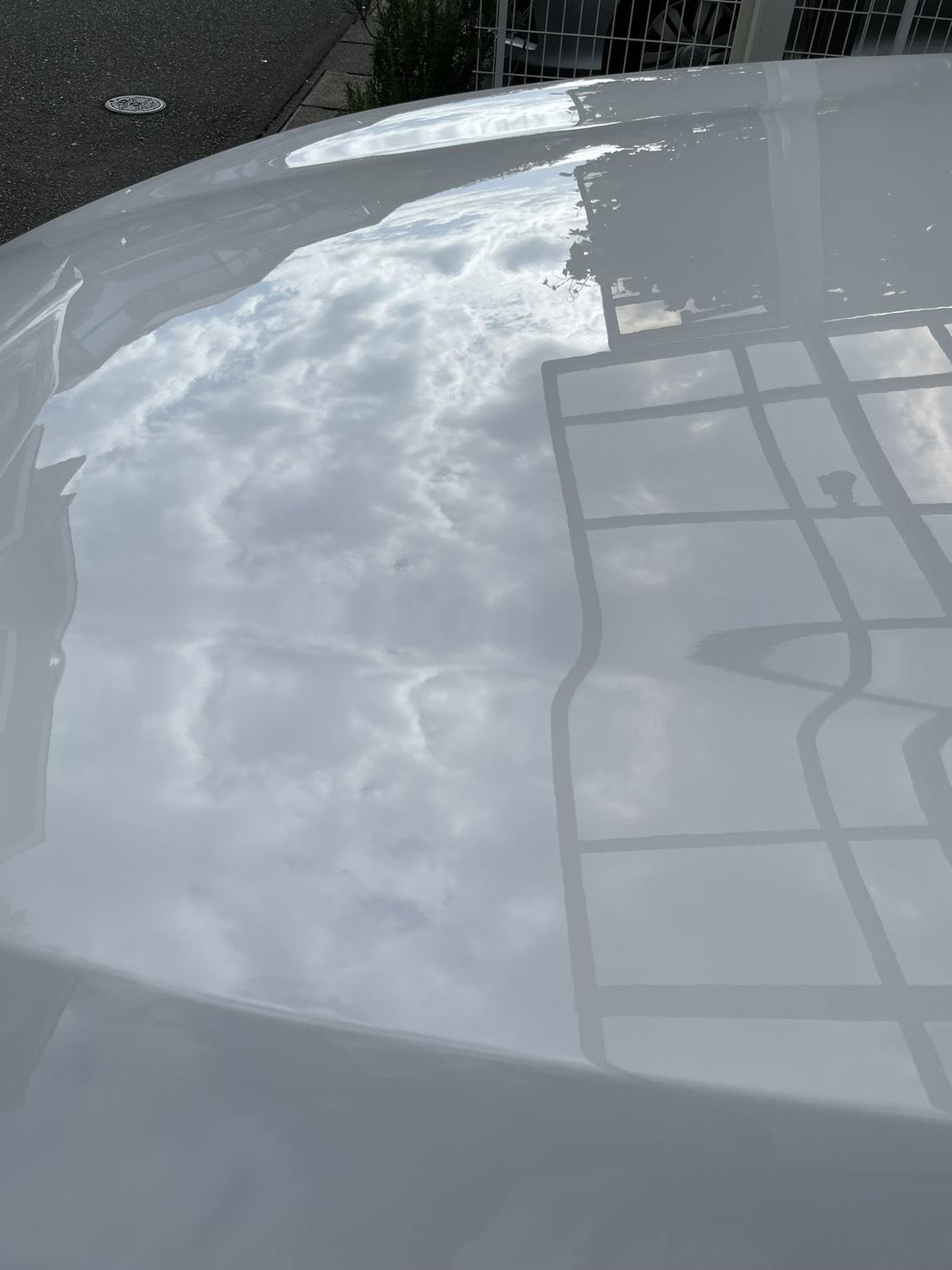 今週はボンネットのみ研磨でした